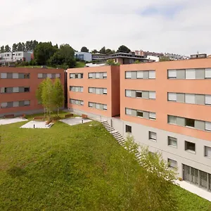 Residencia Universitaria Resa Manuel Agud Querol Apartment